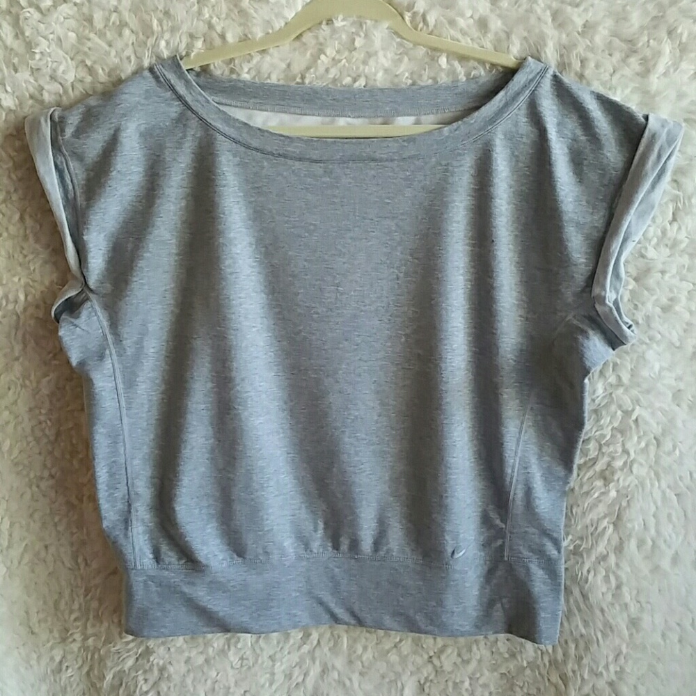 NIKE Dri-fit top